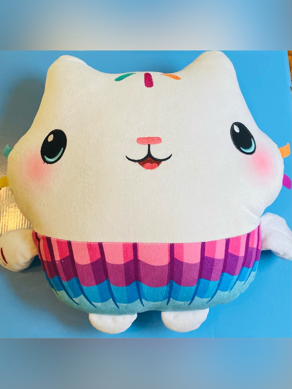 Cakey Cat from Gabby’s dollhouse toy/pillow